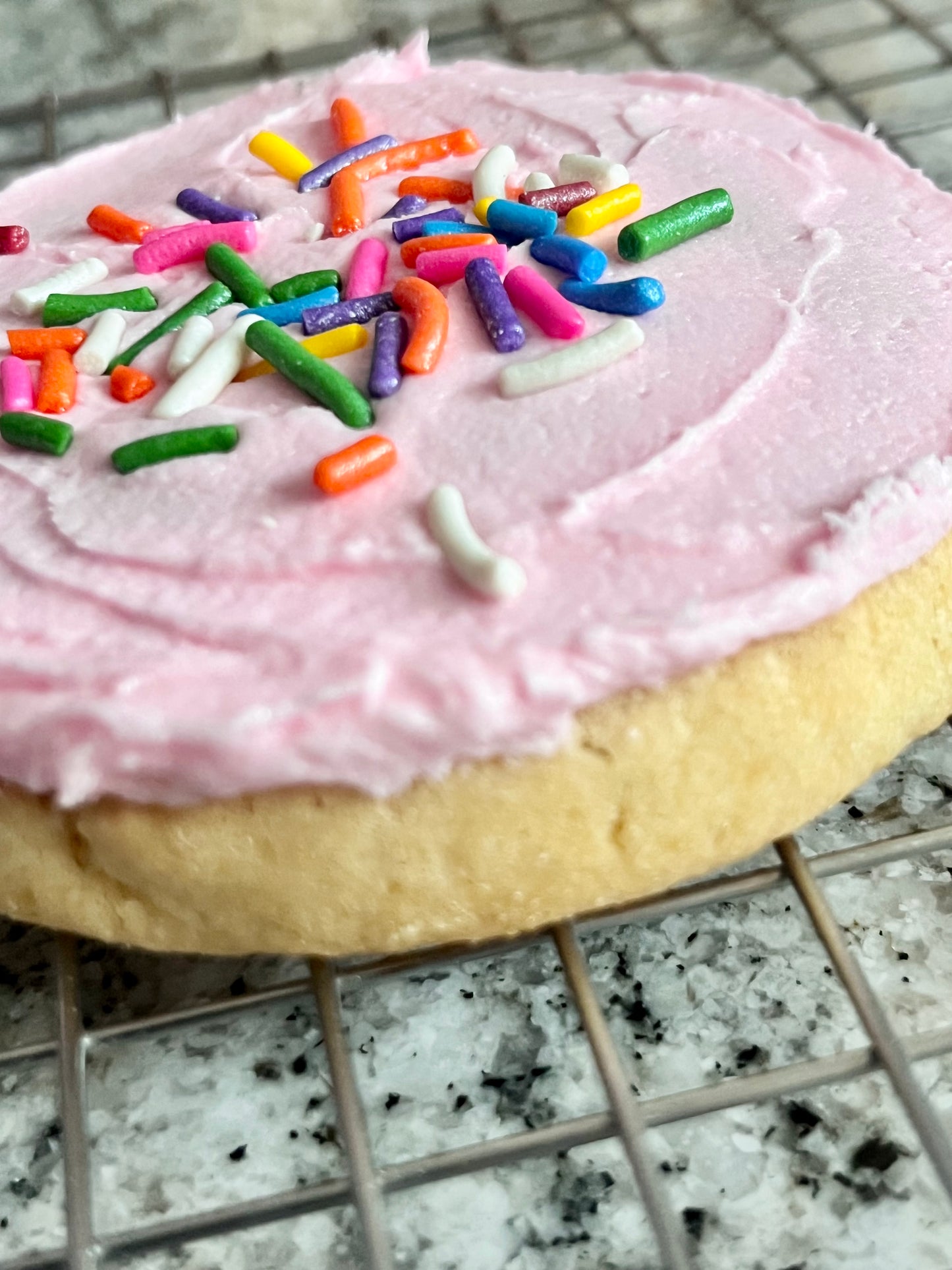 Pretty In Pink Cookie